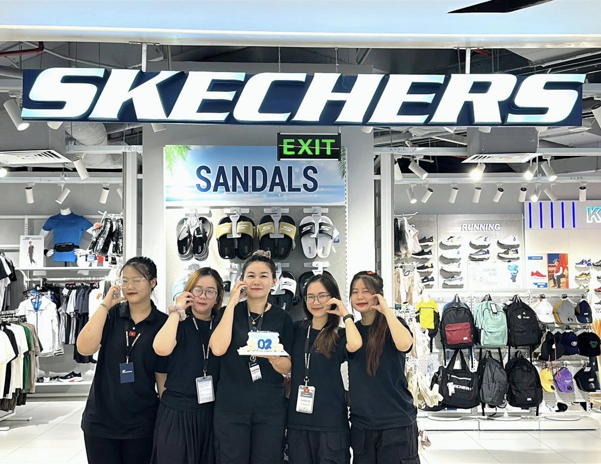 CÔNG TY TNHH THƯƠNG MẠI SKECHERS VIỆT NAM CÔNG TY TNHH THƯƠNG MẠI SKECHERS VIỆT NAM